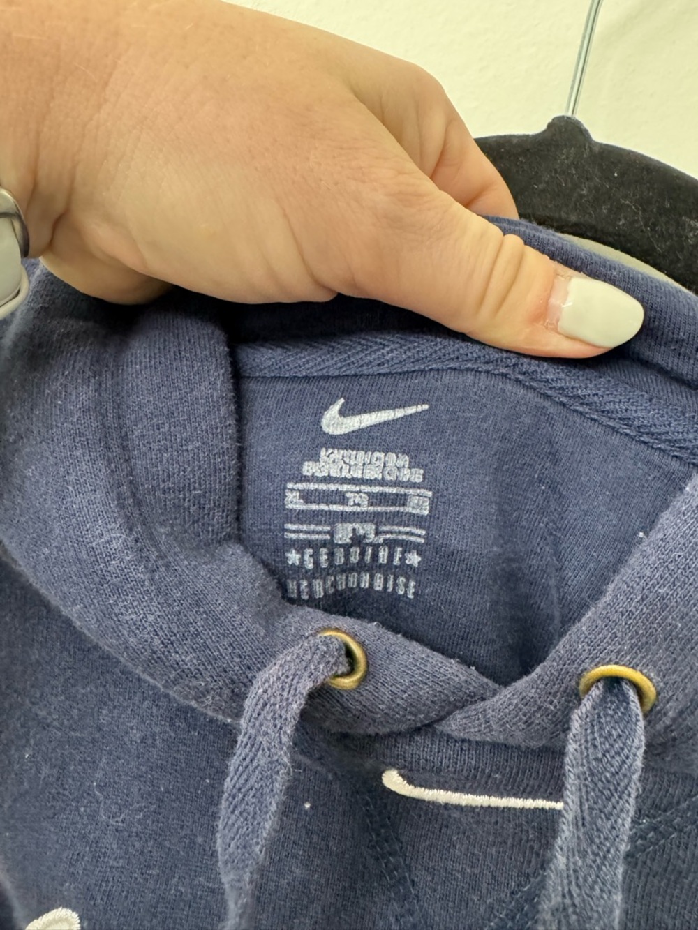 Nike Yankees Sweatshirt - Picture 3 of 3